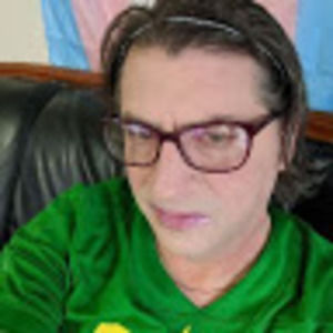 Meet your Posher, Michaela